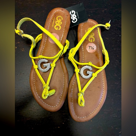 New! GBG Sandals - Picture 1 of 3
